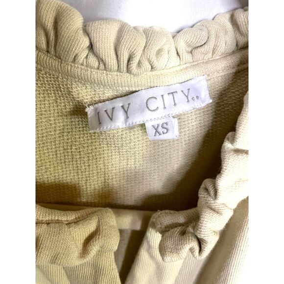 Ivy City Co Ivory Jumpsuit With Ruffle Women’s Size XS - Picture 11 of 11